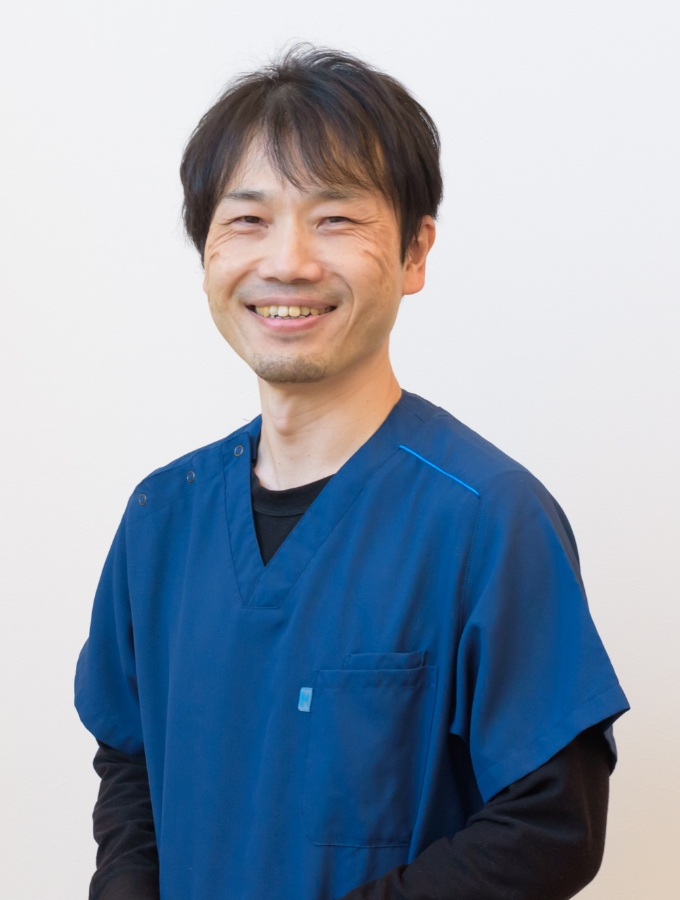 三輪知弘院長